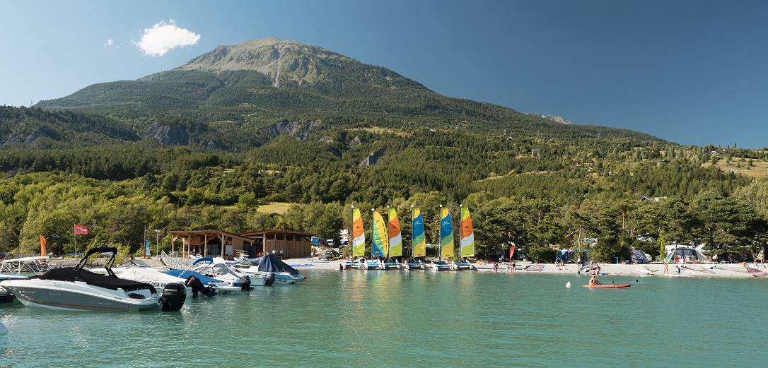 location voile lac serre poncon