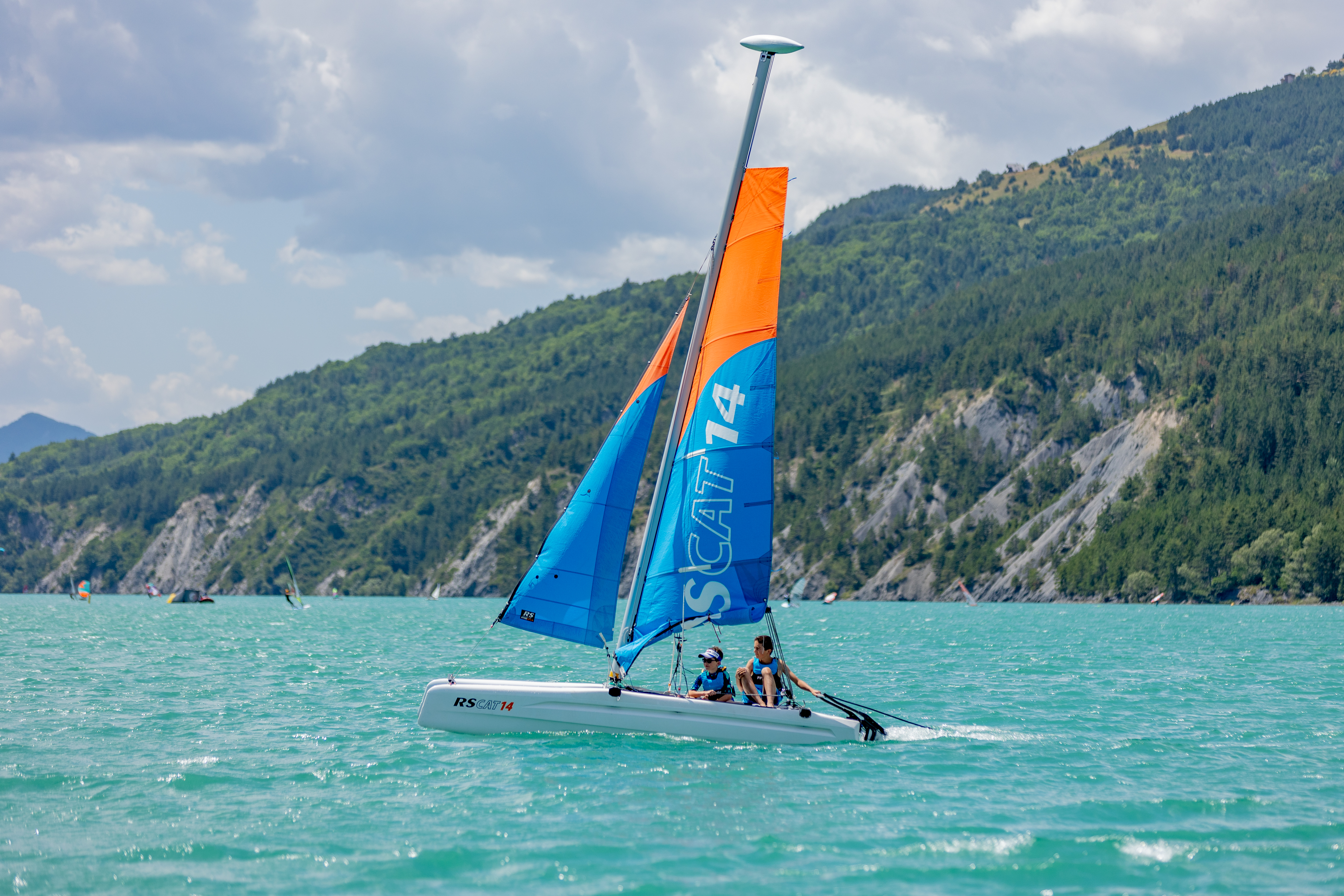 CATAMARAN Serre Poncon